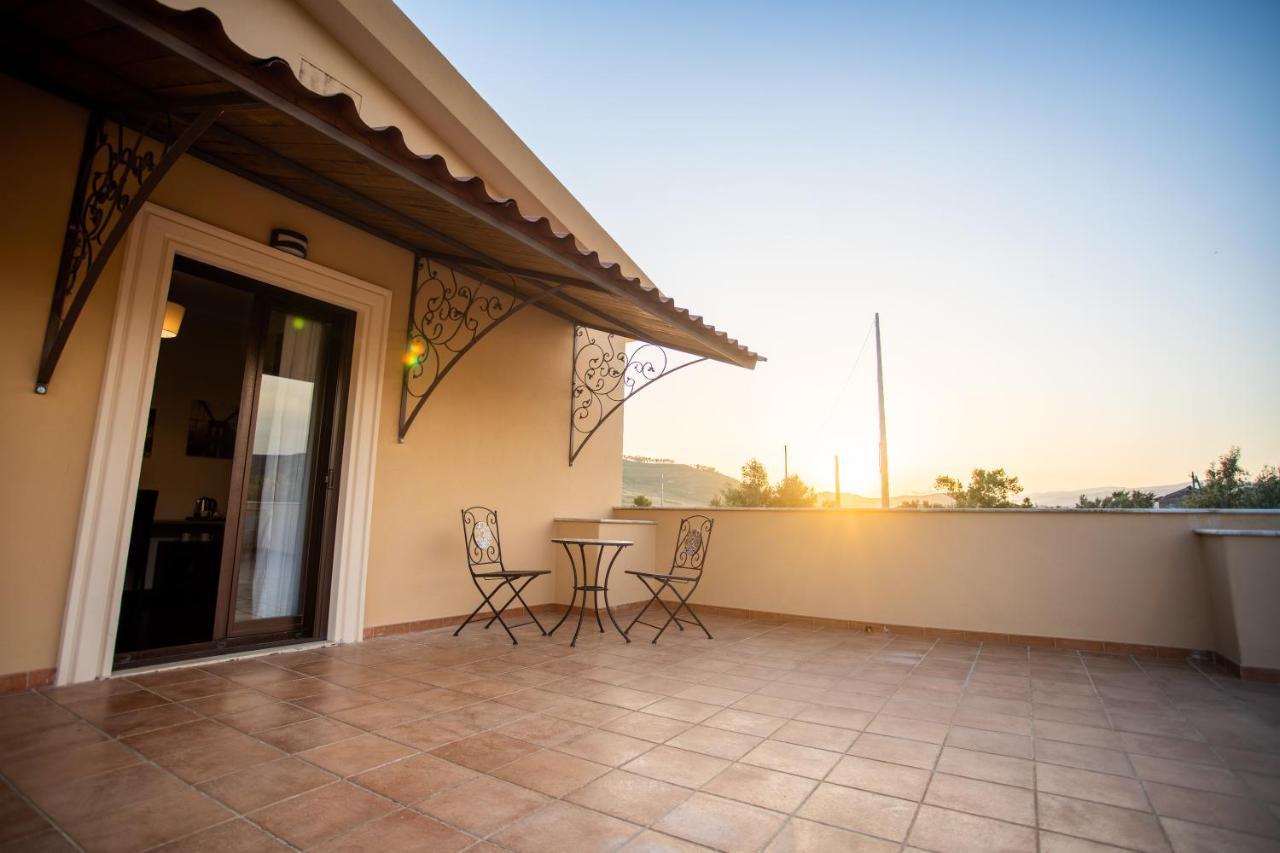 Bb Domus Catanzaro Bed & Breakfast ภายนอก รูปภาพ