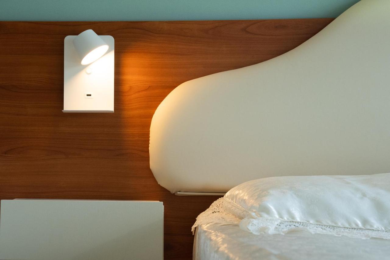 Bb Domus Catanzaro Bed & Breakfast ภายนอก รูปภาพ