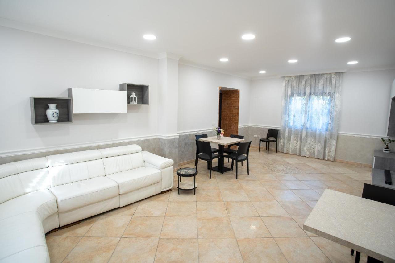 Bb Domus Catanzaro Bed & Breakfast ภายนอก รูปภาพ