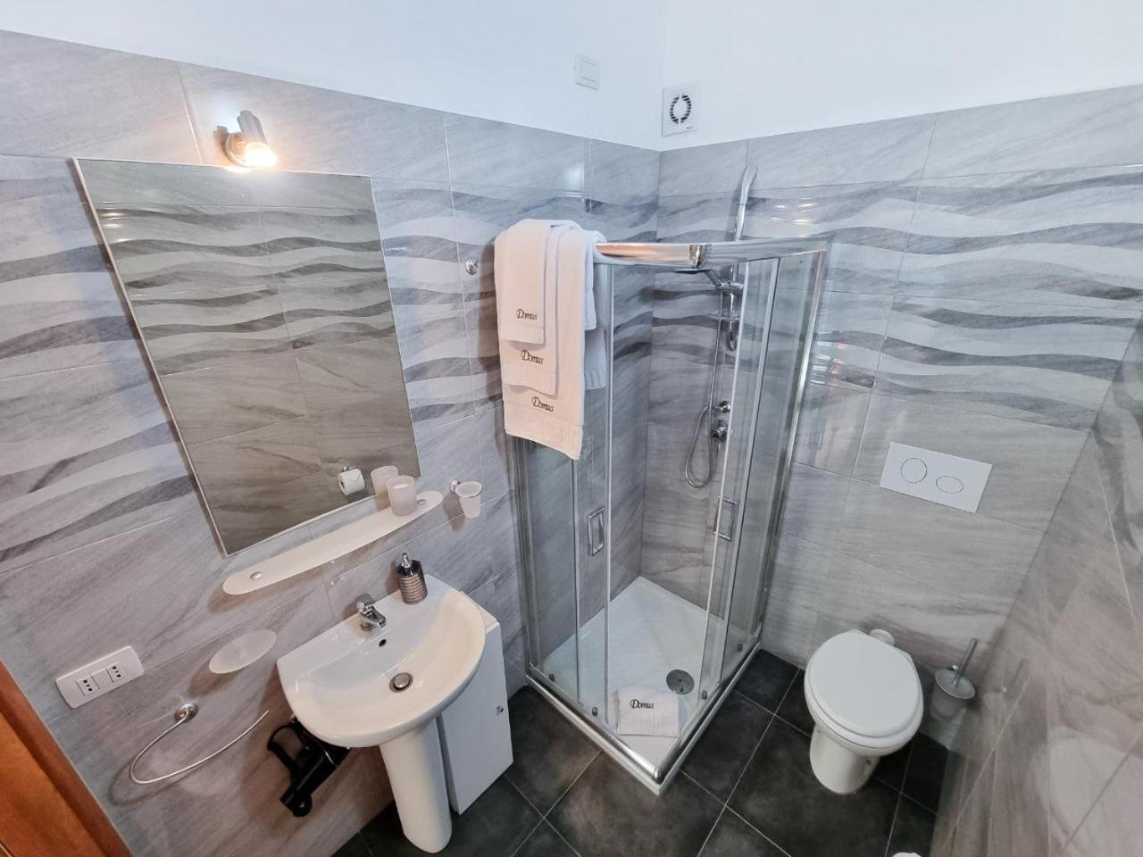 Bb Domus Catanzaro Bed & Breakfast ห้อง รูปภาพ