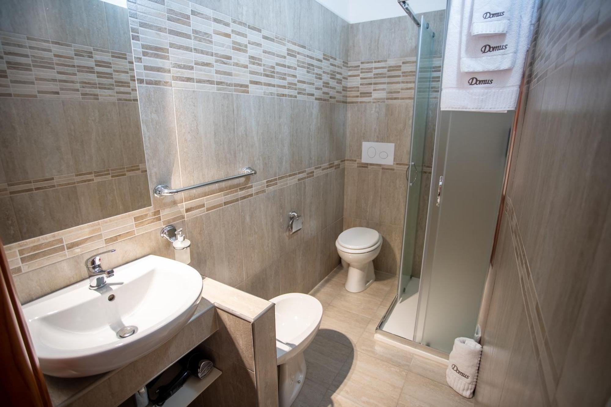 Bb Domus Catanzaro Bed & Breakfast ภายนอก รูปภาพ